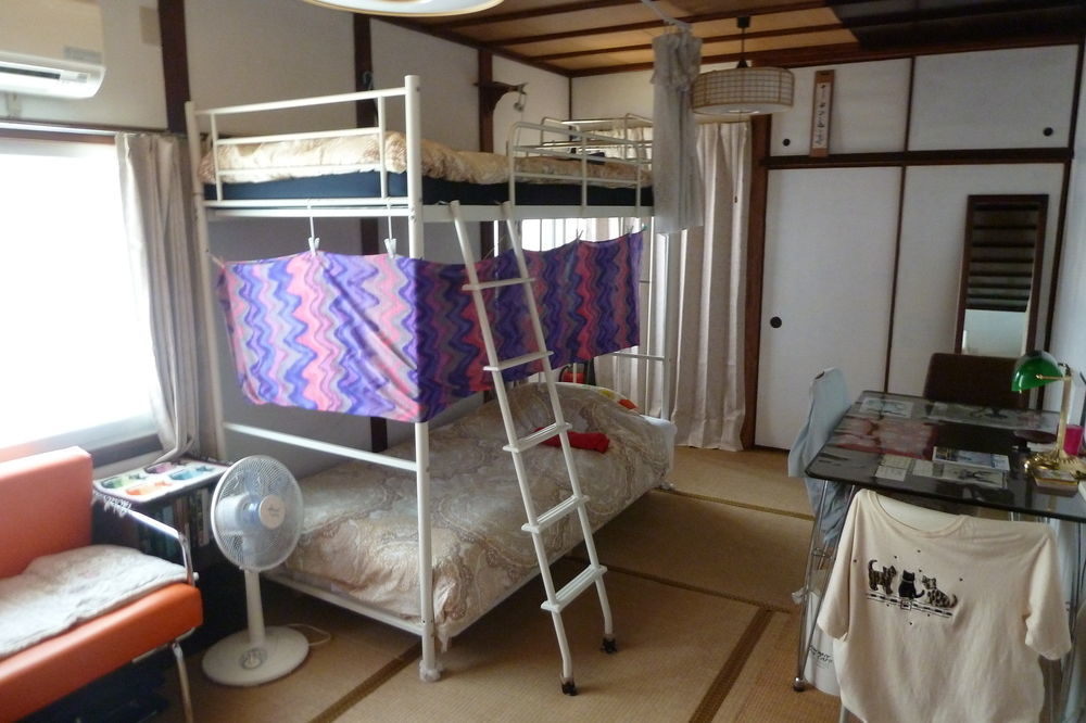 Guest House Neko Neko Toyonaka Exterior photo